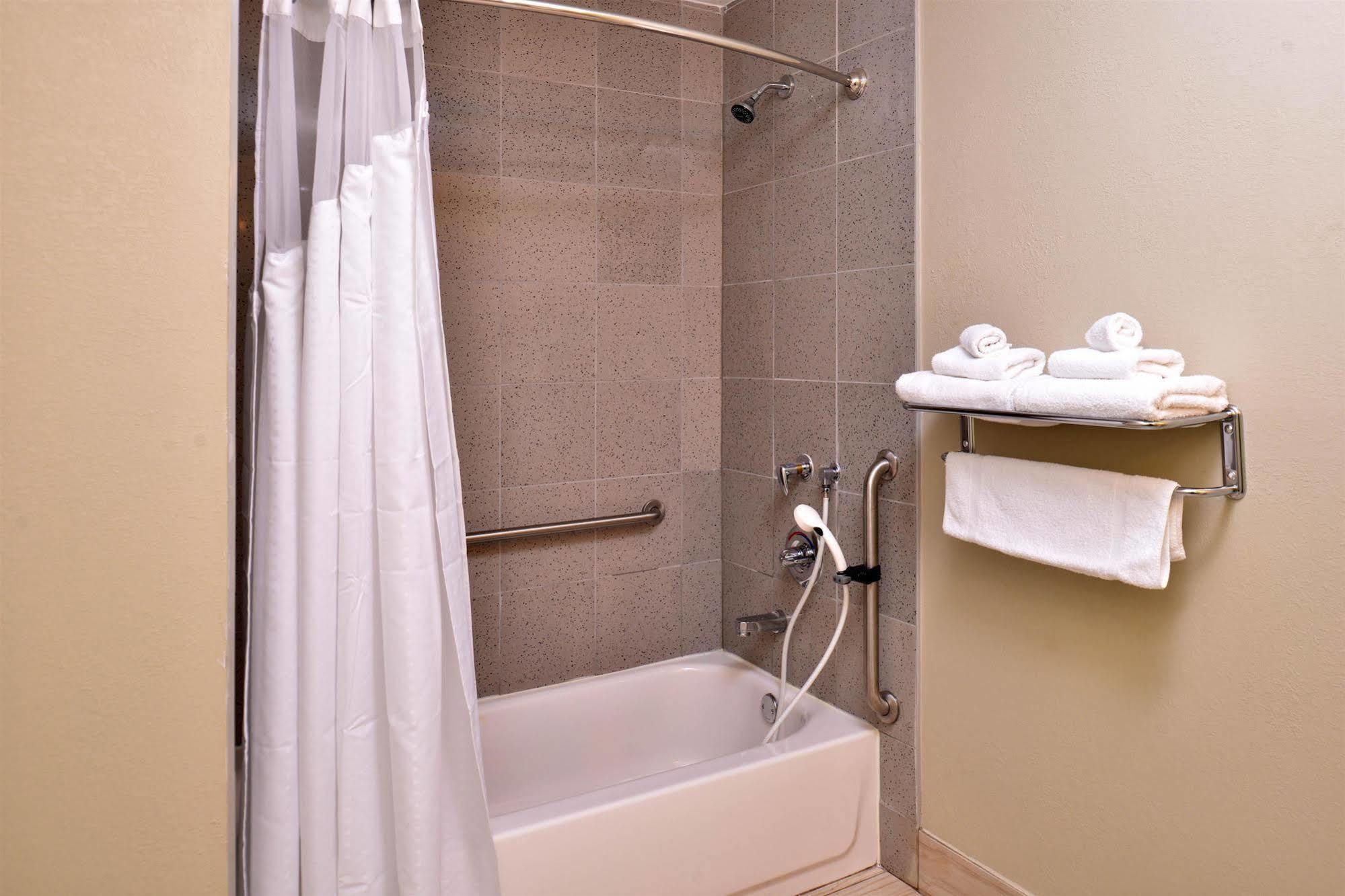 America'S Best Value Inn - Memphis Airport Екстериор снимка