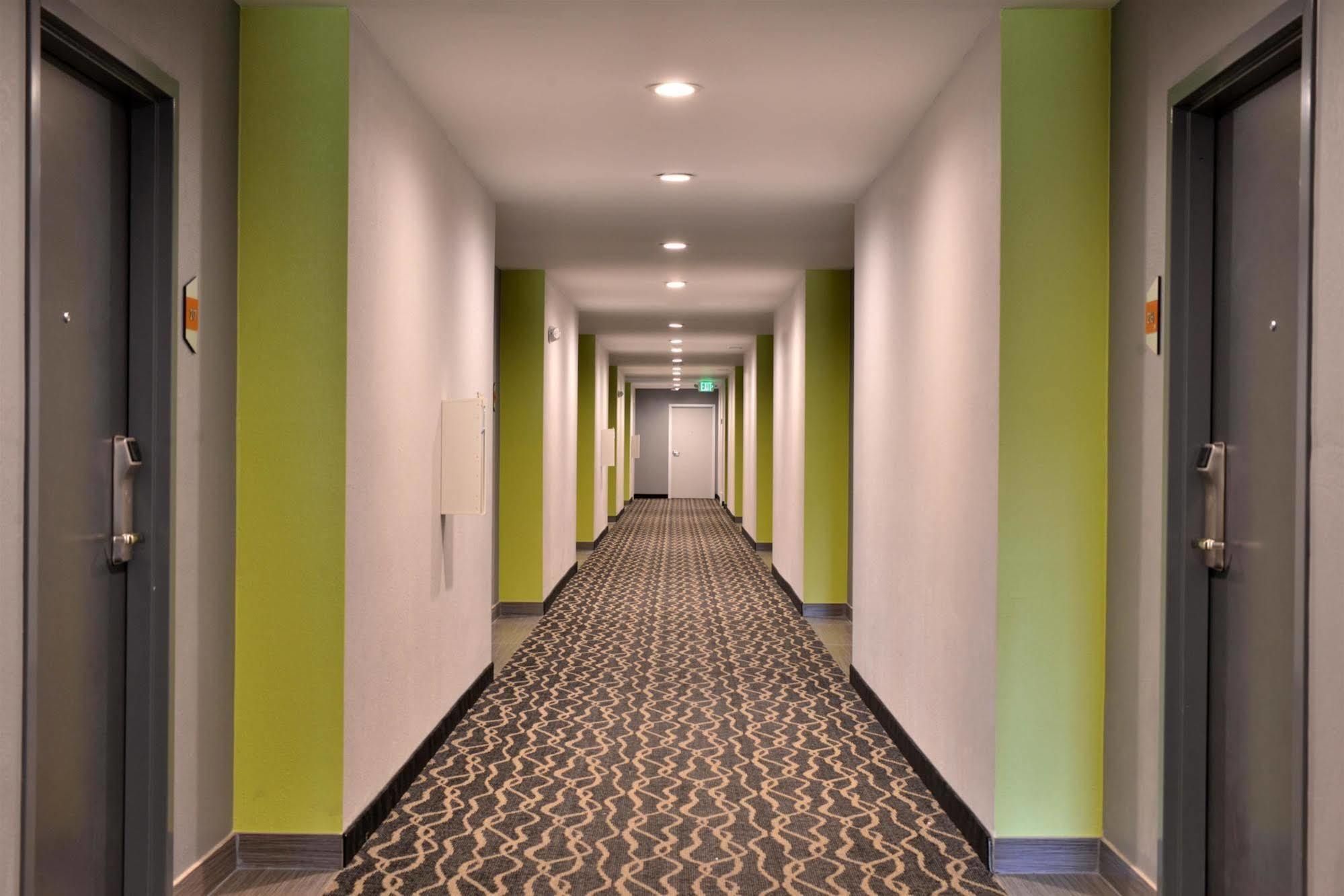 America'S Best Value Inn - Memphis Airport Екстериор снимка