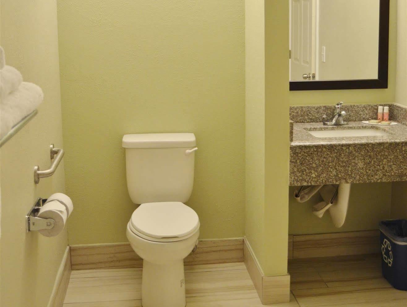 America'S Best Value Inn - Memphis Airport Екстериор снимка