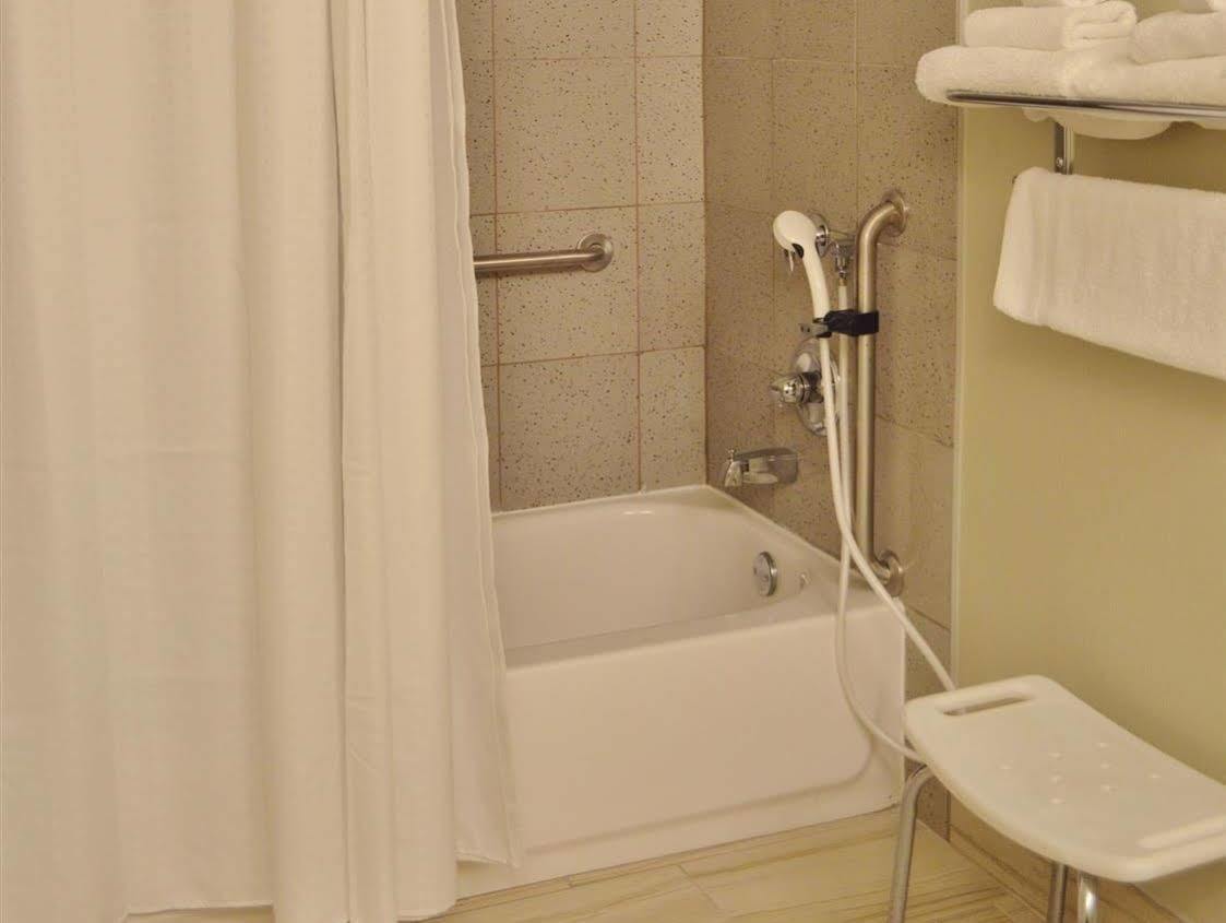 America'S Best Value Inn - Memphis Airport Екстериор снимка